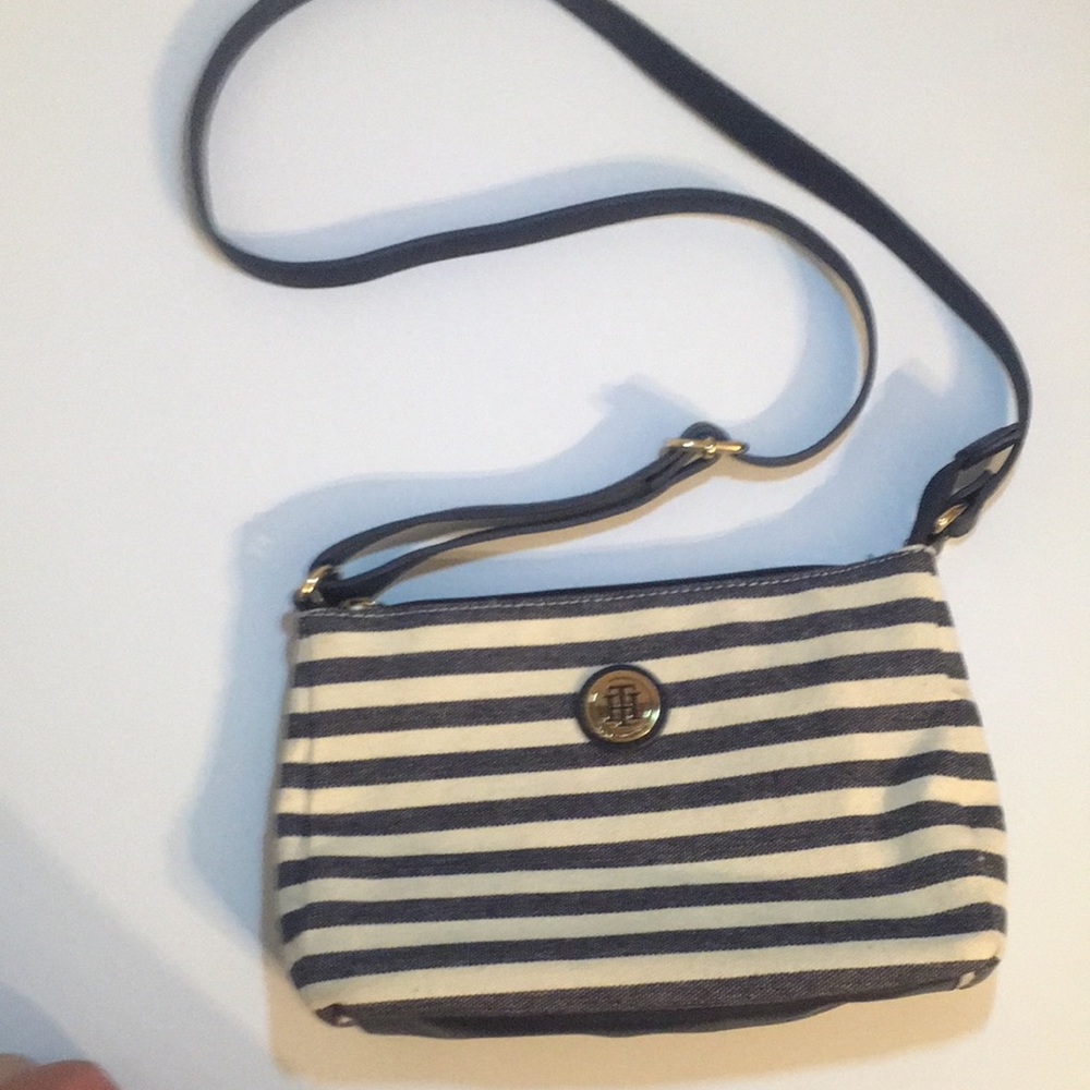 Tommy Hilfiger Crossbody Bag Small Size
